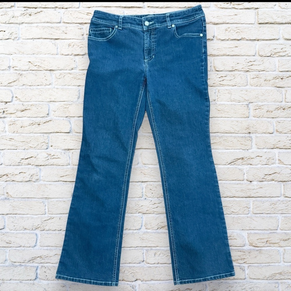 Chicos Boot Cut Jeans size 0.5 Short or size 6 Short